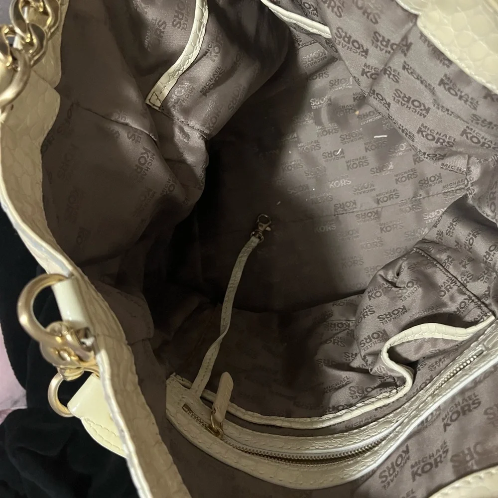 Michael Kors faux croc bag - Picture 2 of 3